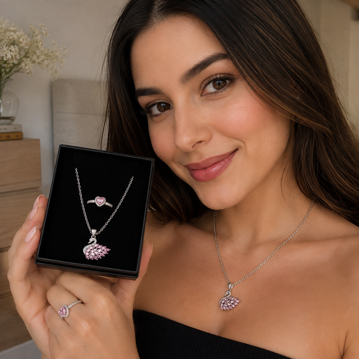 Set "Cisne Imperial Rosé" - Plata 925: Collar y Anillo con Cristales Rosa en Caja de Lujo